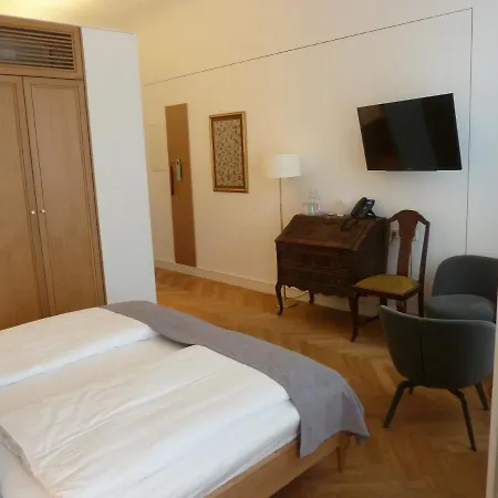Lindenufer 3* Berlin