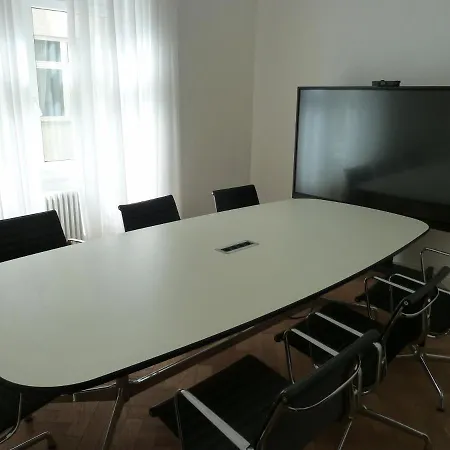 Hotel Lindenufer 3*