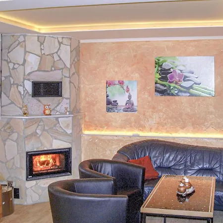 Holiday home 4 Bedroom Gorgeous In Berlin