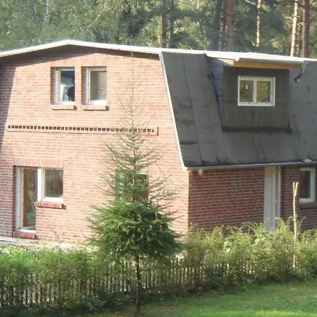 4 Bedroom Gorgeous In Holiday home Berlin