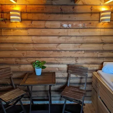 Botel Hausboot Mit Hottub In *
