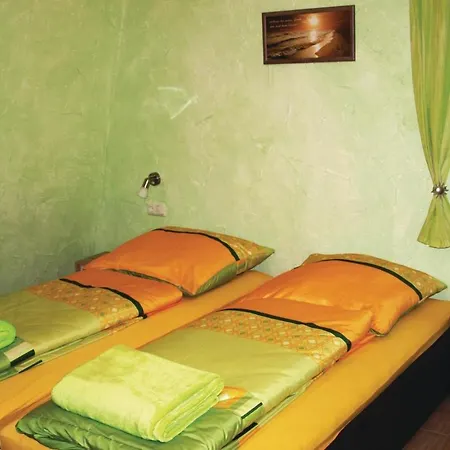 Holiday home 4 Bedroom Gorgeous In