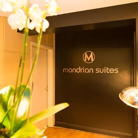 Otel Mondrian Am Checkpoint Charlie 4*