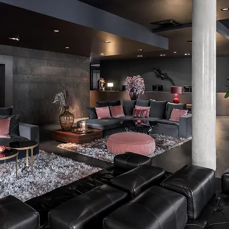 Amano Rooms&apartments 3*