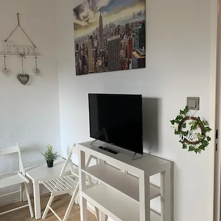 Lebt-wohnung Fur Bis Zu 12 Personen *