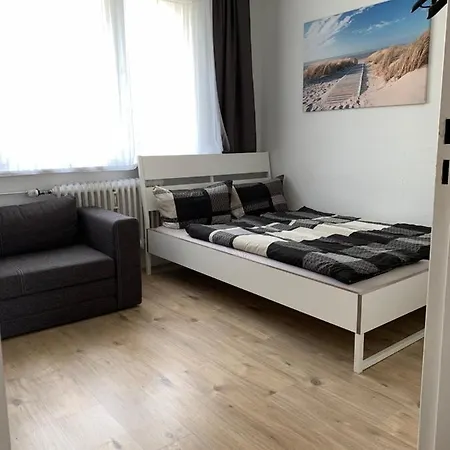 Lebt-wohnung Fur Bis Zu 12 Personen Apartment *