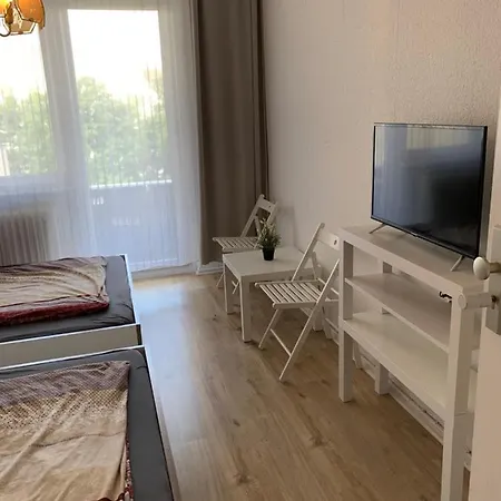 Lebt-wohnung Fur Bis Zu 12 Personen *