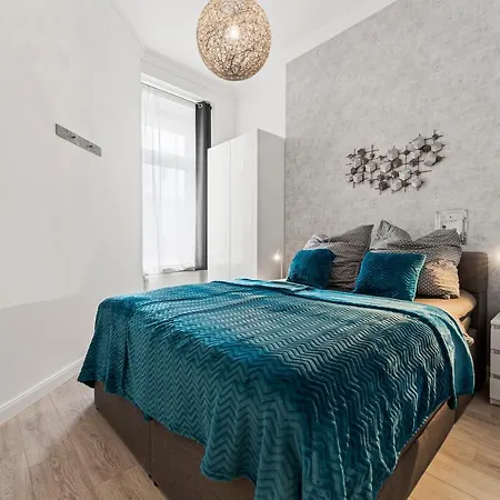 The Mierendorf Hinterhaus, 2 Bed Up To 4 People Berlin