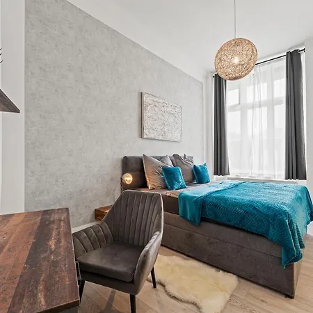 The Mierendorf Hinterhaus, 2 Bed Up To 4 People Apartment Berlin