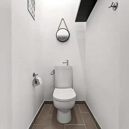 Apartment The Mierendorf Hinterhaus, 2 Bed Up To 4 People