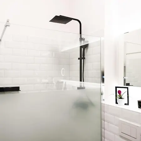 4-zi Urban Design 120m² Brandnew 200mbit Apartment Berlin
