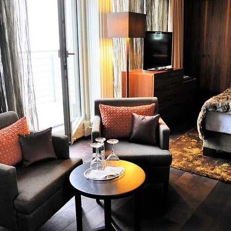 Gendarm Nouveau 4* Berlin