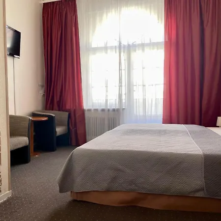 Hotel Castell Am Kurfuerstendamm 3*