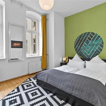 Apartment 33 Efg Schoenhauser Allee Mit Balkon *