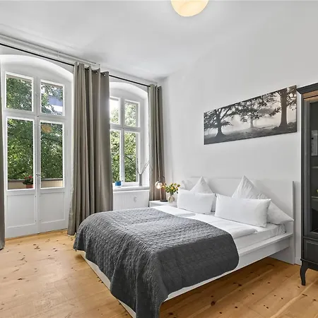 Apartment 33 Efg Schoenhauser Allee Mit Balkon *