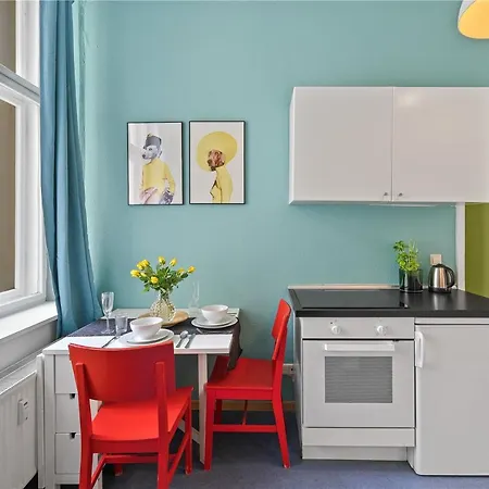 Apartment 33 Efg Schoenhauser Allee Mit Balkon Berlin