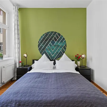 Appartamento 33 Efg Schoenhauser Allee Mit Balkon *