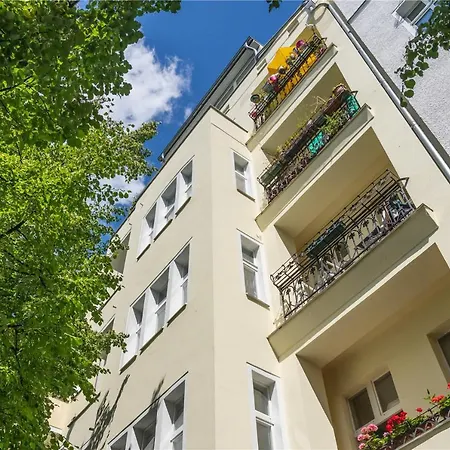 Apartment 33 Efg Schoenhauser Allee Mit Balkon *
