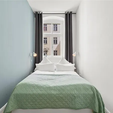 33 Efg Schoenhauser Allee Mit Balkon