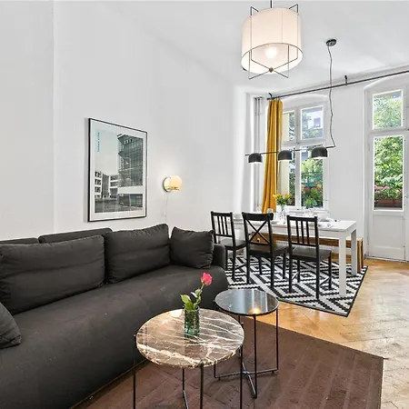 33 Efg Schoenhauser Allee Mit Balkon *
