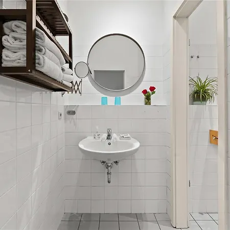33 Efg Schoenhauser Allee Mit Balkon Apartment Berlin