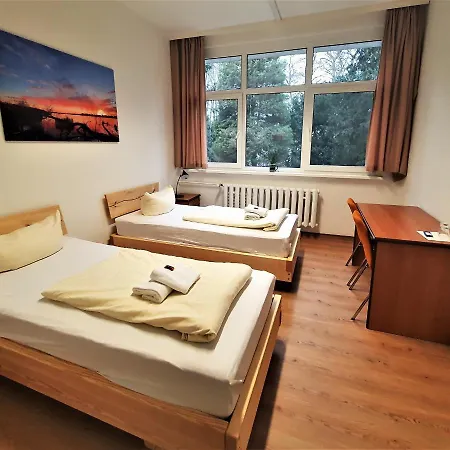 Waldhotel Am See Berlin-Schmoeckwitz