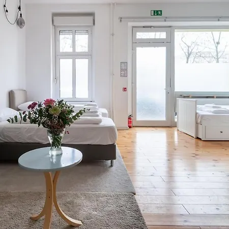 Apartment Lovely For Family And Friends