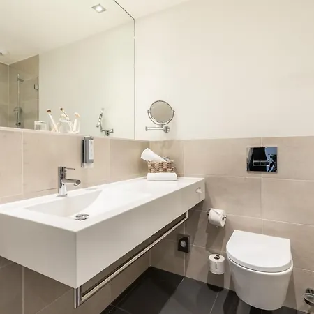 Select The Wall - 4* Berlijn