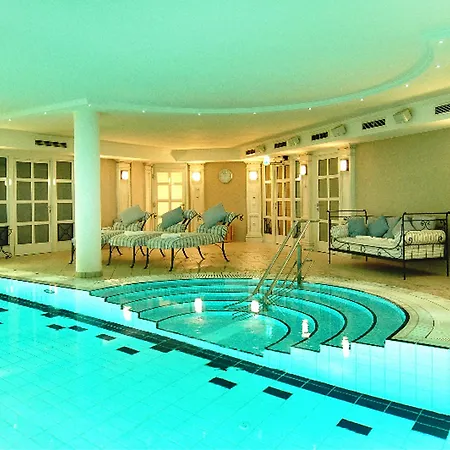 Hotel Louisa's Place 5*