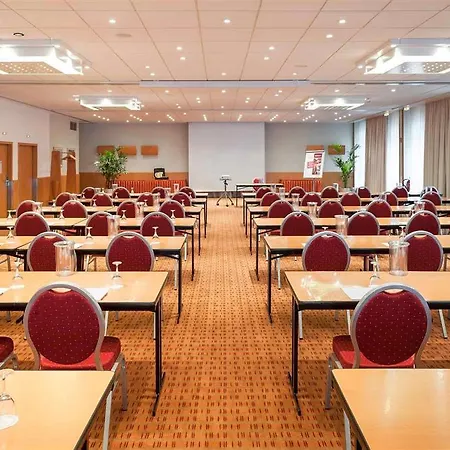 Hotel Mercure City West 4*