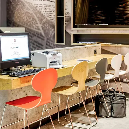 Ibis Hauptbahnhof Ξενοδοχείο 3*