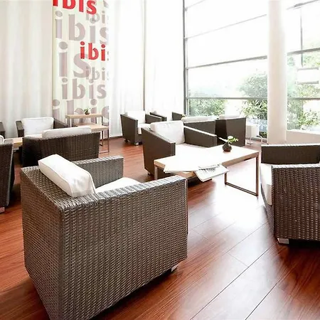 Ibis Mitte Hotel 2*
