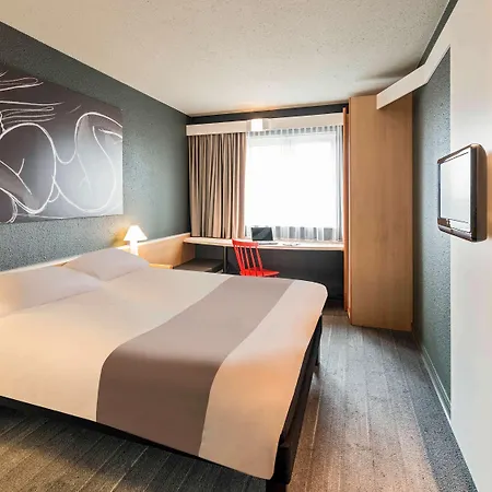 Ibis Spandau 2*