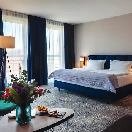 Holiday City Center East Prenzlauer Berg By Ihg Hotel