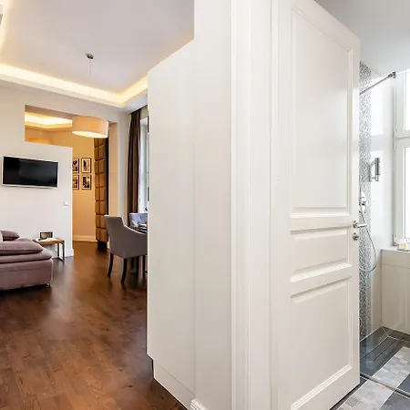 Arabel Design Apartmanhotel 5*