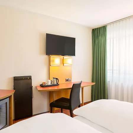 Nh Ost 4* Berlín