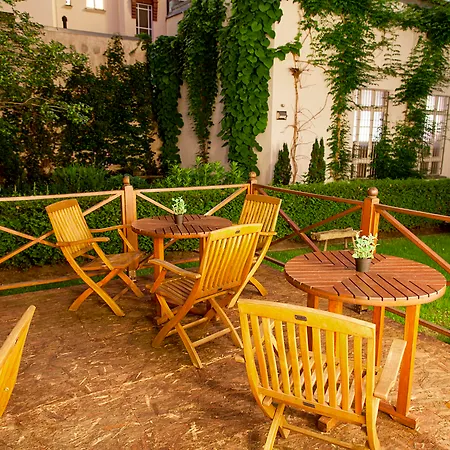 Quentin Design Hotel 4*
