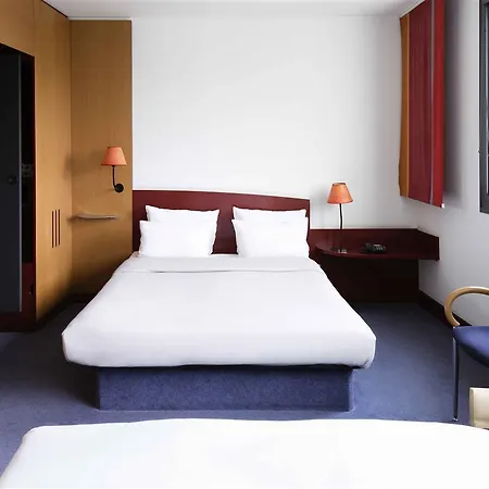 Hotel Novotel City Potsdamer Platz 3*
