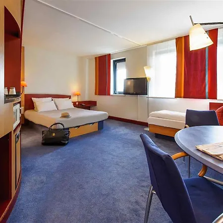 Novotel City Potsdamer Platz 3*