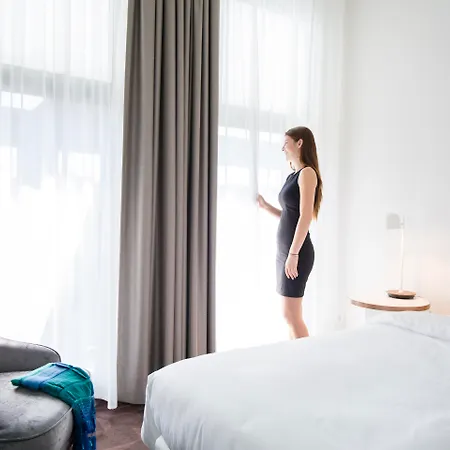 Hotel Mercure Moa 4*