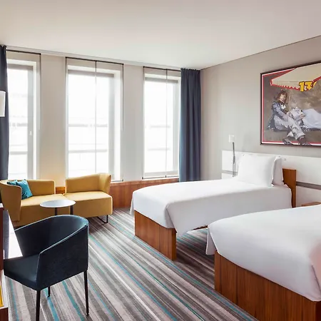 Dorint Kurfuerstendamm Hotel 5*