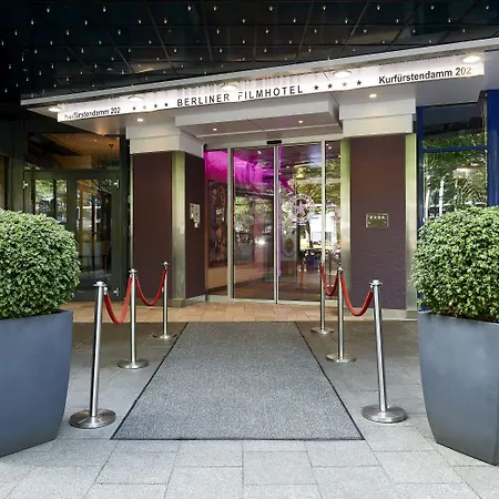 Hollywood Media Am Kurfuerstendamm Hotel 4*