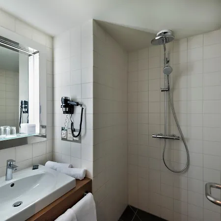 City-west By Ihg Hotel 4*