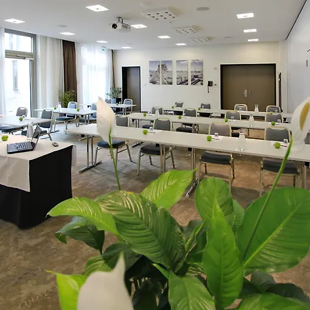 Arcotel John F 4* Berlin