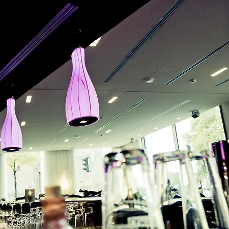 Hotel Arcotel John F