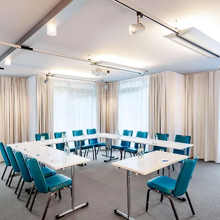 Nh Alexanderplatz Hotel 4*