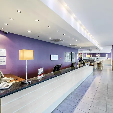 Hotel Express Centre By Ihg 3*