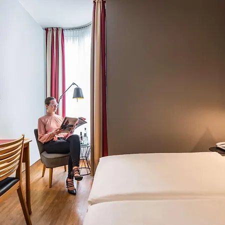 Hotel Mercure Zentrum Superior 3*