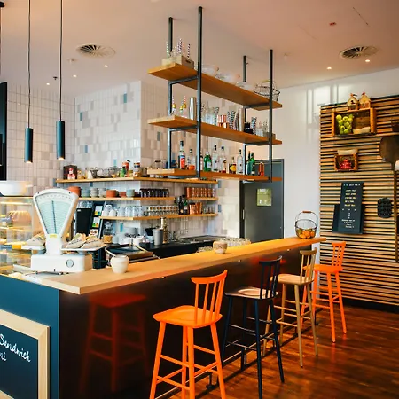 Vienna House Easy By Wyndham Friedrichshain Hotel 3*