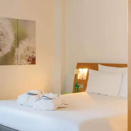 Novotel Am Tiergarten Hotel 4*